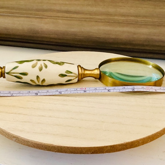 Brass Lupe Magnifying Glass Ceramic White Green Floral Handle 7.5” Elegant Gift - Picture 12 of 12